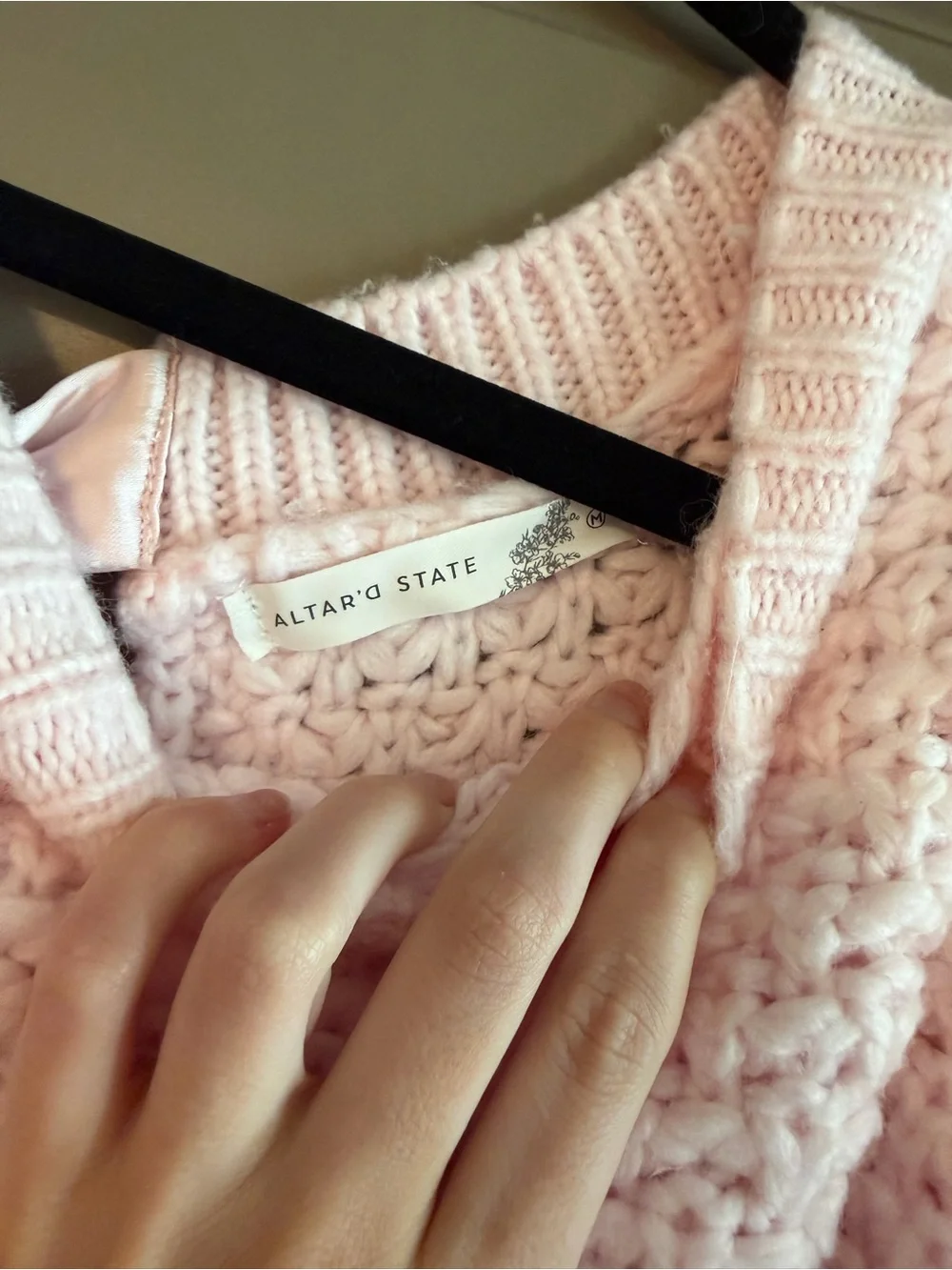 Altar'd State Light Pink Bubble Knit Cropped Crew Sweater - Picture 4 of 5